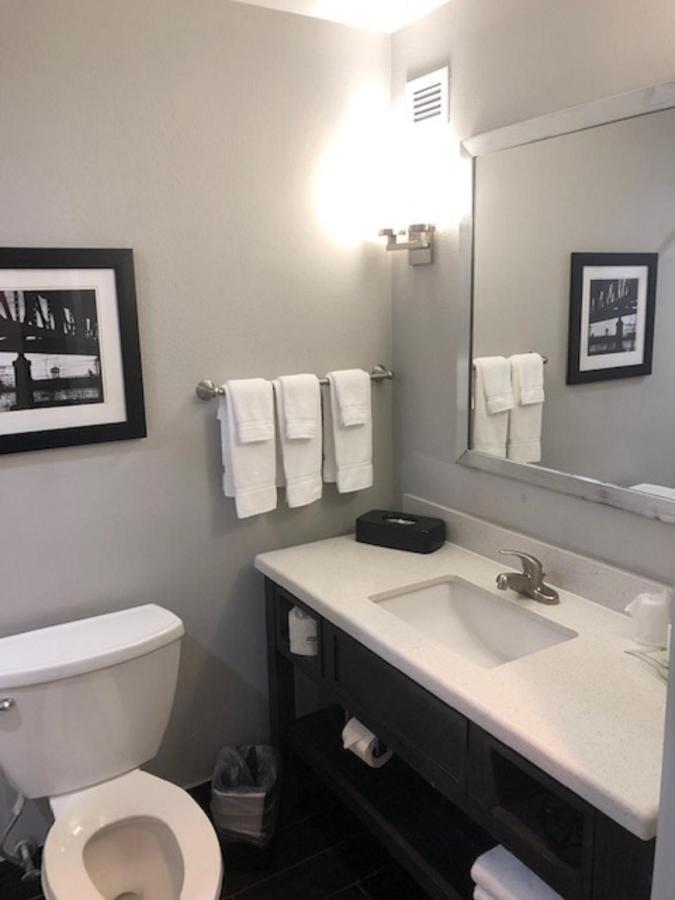 Holiday Inn Lafayette North By Ihg Εξωτερικό φωτογραφία